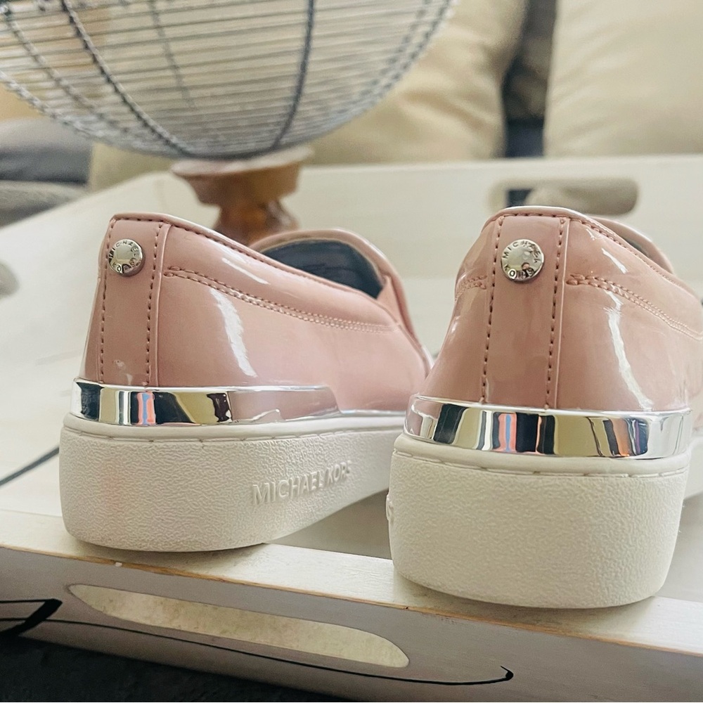 MICHAEL KORS Leather Slip On Perforated Slip On Shell Pink Silver Shoes Size 8 - Picture 11 of 16